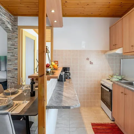 Mermaid * Kondoyenádha